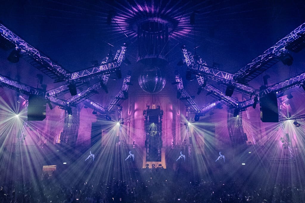 Awakenings Easter Gashouder Amsterdam 2024 Phlippo Production People together sister company Techno Temple Light rigging and motion, crew Happy Technology Stef van Oosterhout Sander vanden Ven